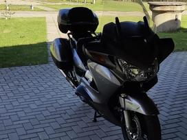 Honda ST 1300cc, touring / sport touring / kelioniniai