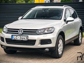 Volkswagen Touareg, 3.0 l., off-road / crossover