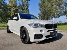 BMW X5, 3.0 l., off-road / crossover