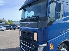 Volvo FH, 2 miegamosios vietos