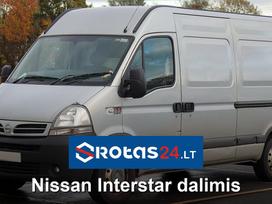 Nissan Interstar, preču