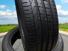 Pirelli P ZERO THE HERO, summer 245/35 R20