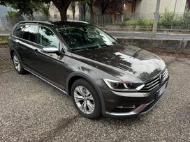 Volkswagen Passat Alltrack, 2.0 l., Универсал