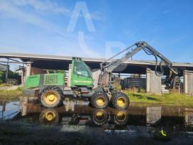 John Deere 1270 D, harvesters