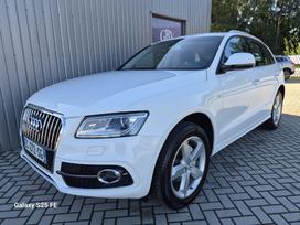 Audi Q5, 2.0 l., off-road / crossover