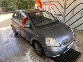 Toyota Yaris, 1.3 l., hatchback