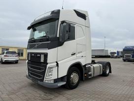 Volvo FH460, double sleeper