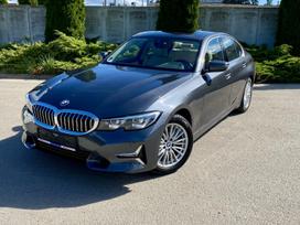 BMW 320, 2.0 l., saloon / sedan