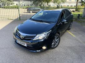 Toyota Avensis, 2.0 l., universalas