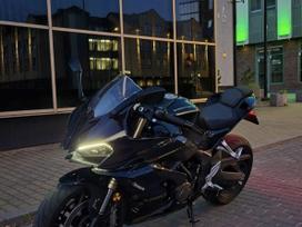 QJMOTOR SRK 800RR 800cc, sportiniai / superbikes