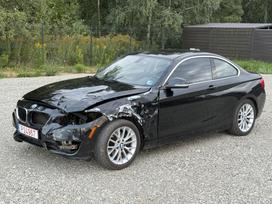 BMW 228, 2.0 l., kupė (coupe)