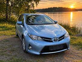 Toyota Auris, 1.6 l., hatchback