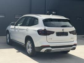 BMW X3, 2.0 l., off-road / crossover