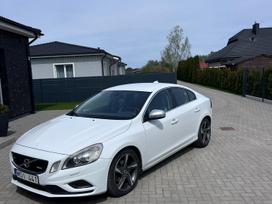 Volvo S60, 2.0 l., Седан
