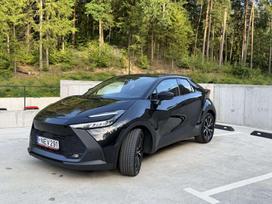 Toyota C-HR, 1.8 l., Хэтчбек
