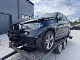 BMW X5 dalimis. Dalimis bmw x5 f155 rida 155k km el kablys