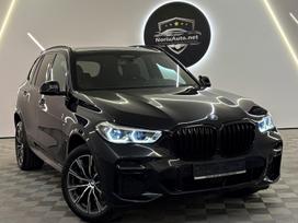 BMW X5, 3.0 l., off-road / crossover