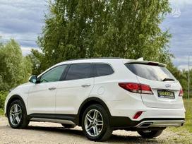 Hyundai Grand Santa Fe, 2.2 l., off-road / crossover