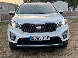 Kia Sorento, 2.2 l., off-road / crossover