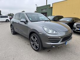 Porsche Cayenne, 3.0 l., off-road / crossover