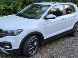 Volkswagen T-Cross, 1.0 l., visurgājējs / krosovers