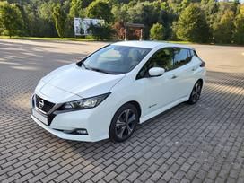 Nissan Leaf, 40 kWh, hatchback
