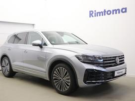 Volkswagen Touareg, 3.0 l., Внедорожник / Кроссовер