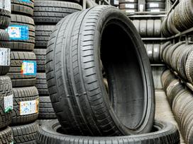 Pirelli P Zero 4 (MO), vasarinės 285/40 R22