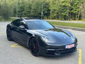 Porsche Panamera, 3.0 l., hatchback