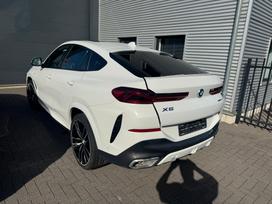 BMW X6, 3.0 l., off-road / crossover