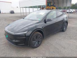 Tesla Model Y, saloon / sedan