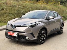 Toyota C-HR, 1.8 l., off-road / crossover