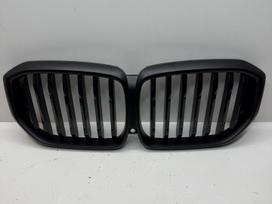 BMW X5 X5 g05 lci spoileriukai nuimti nuo x5 g05 facelift m pak gr