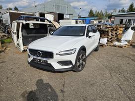 Volvo V60 Cross Country