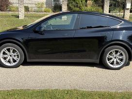 Tesla Model Y, 60 kWh, hatchback