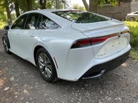 Toyota Mirai по частям. 2022 toyota mirai 46000 km rida daugiau info tel vi