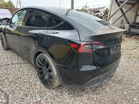 Tesla Model Y, 81 кВт·ч, Внедорожник / Кроссовер