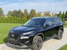 Nissan X-Trail, 1.5 l., off-road / crossover