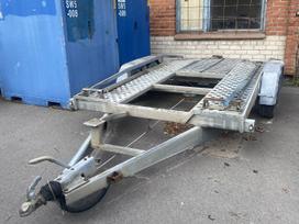 Tauras, auto transporter
