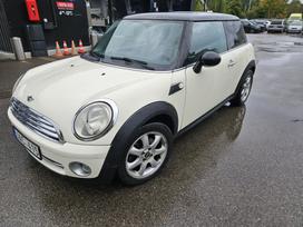 Mini Cooper, 1.4 l., hatchback