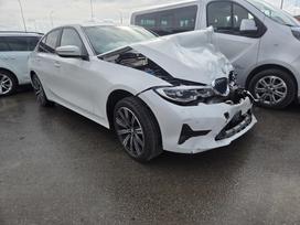 BMW 320, 2.0 l., saloon / sedan