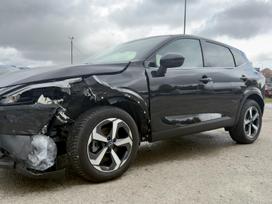Nissan Qashqai, 1.3 l., off-road / crossover