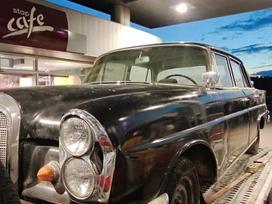 Mercedes-benz 220, 2.2 l., sedanas