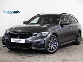BMW 330, 2.0 l., wagon
