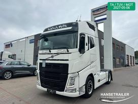Volvo FH 42T, double sleeper