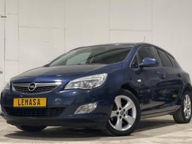 Opel Astra, 1.7 l., Хэтчбек