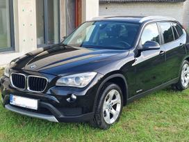 BMW X1, 2.0 l., off-road / crossover