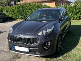 Kia Sportage, 1.7 l., off-road / crossover