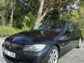 BMW 320, 2.0 l., saloon / sedan