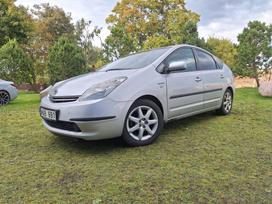 Toyota Prius, 1.5 l., hatchback